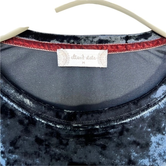 Altar’d State Crushed Velvet Soft Front Knot Long Sleeve Shirt Size Medium - Picture 5 of 14